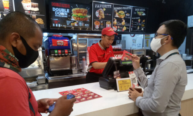 Gaji Karyawan KFC 
