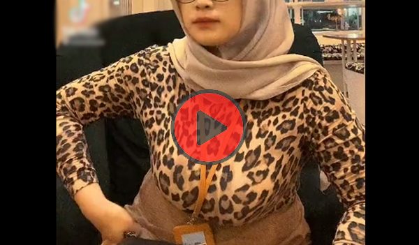 Video Baju Loreng Toge Bergetar Viral Tiktok